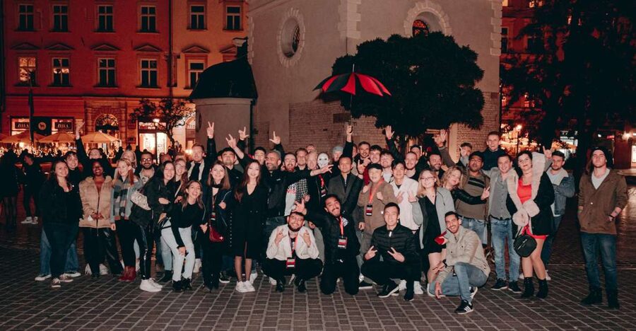 Krakow: Pub Crawl with 1 Hour of Unlimited Alcoholic Drinks - Starting at St. Wojciech Church in Krakow’s Old Town