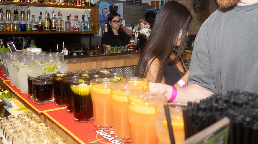 Krakow: Pub Crawl with Shots, Drinks & Skip-the-Line Entry - Who will get the most from this night