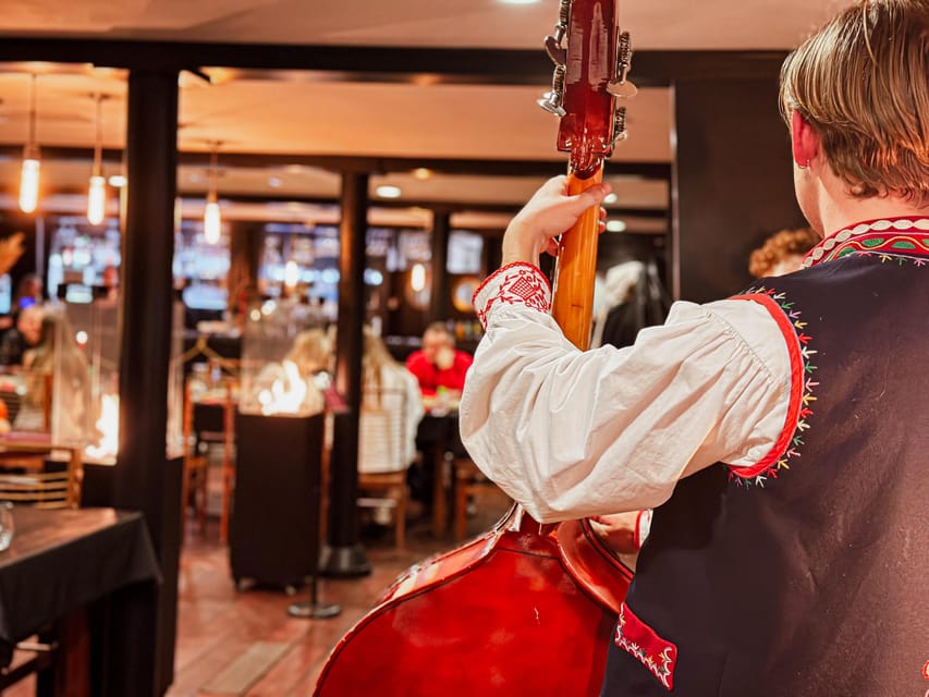 Krakow: Regional Polish Dinner with Vistula River Cruise - How to make the most of it