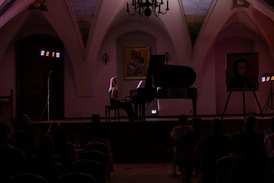 Kraków: Romantic Candlelight Chopin Piano Concert - What the Rules Mean for Your Evening