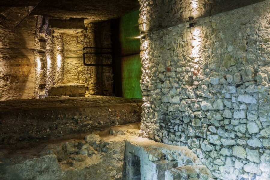 Krakow: Rynek Underground Museum Guided Tour - Who will enjoy the Rynek Underground Museum?