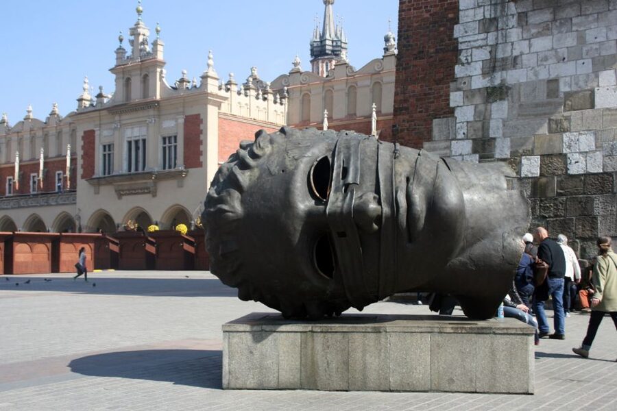 Krakow: Rynek Underground Museum Guided Tour - The first steps into medieval Kraków