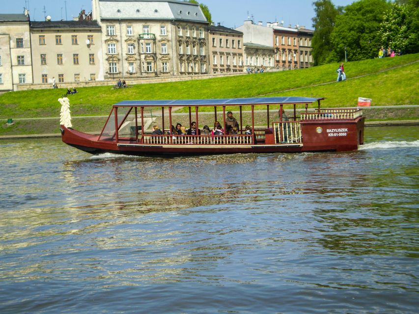 Krakow: Scenic River Cruise - Wawel Castle from the Vistula
