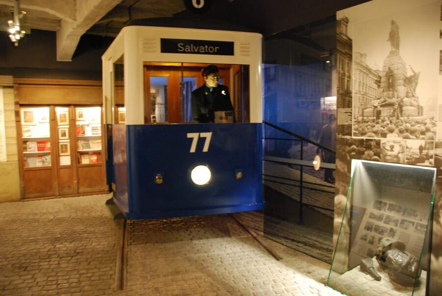 Krakow: Schindler's Factory Entry Ticket (Optional Guide) - The factory’s beginnings and Schindler’s arrival
