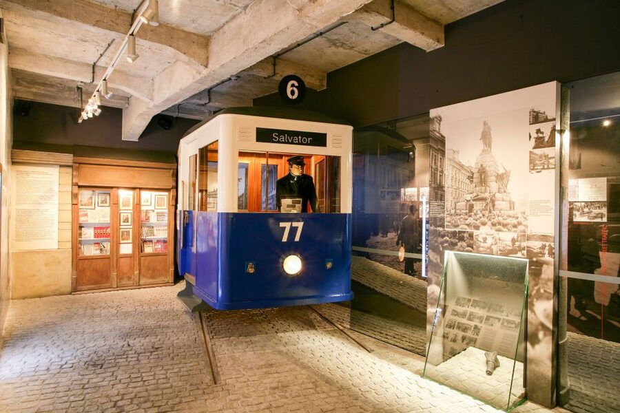 Krakow: Schindler's Factory Guided Tour with Entry Ticket - Meeting at Lipowa 4