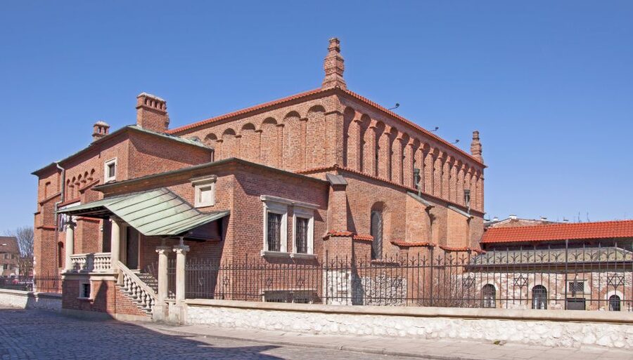 Krakow: Schindler's Factory & Kazimierz Jewish Quarter Tour - Seeing Kazimierz As A Former Community