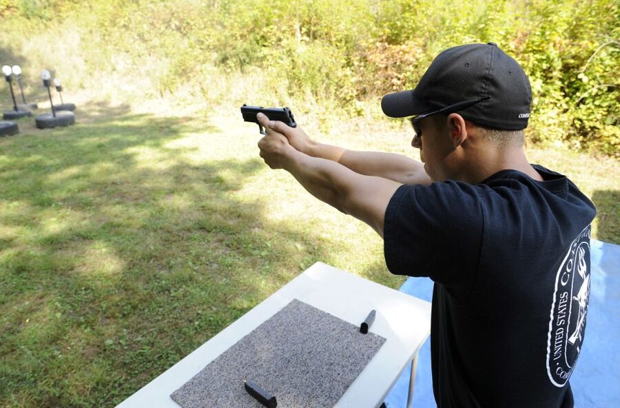 Krakow: Shooting Session - Who will enjoy this activity?