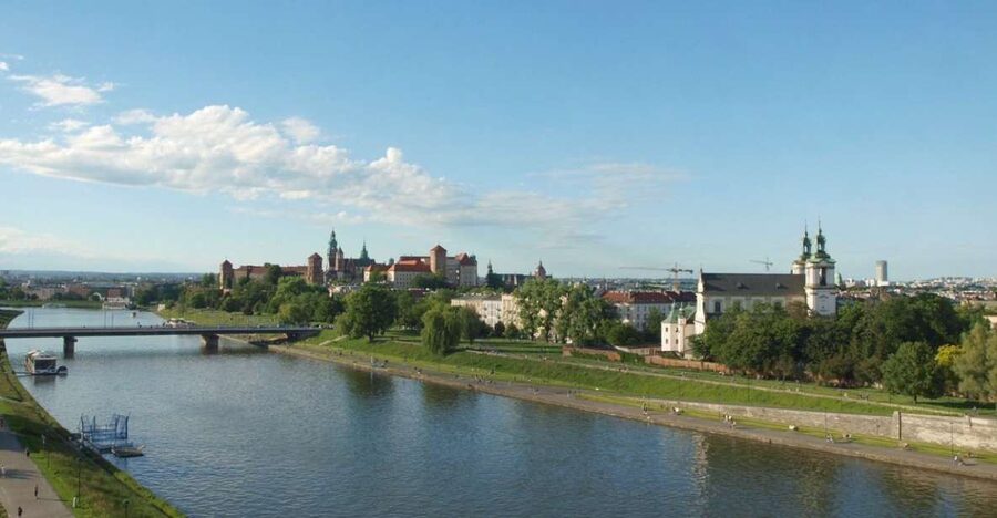 Krakow: Short Cruise and Schindler's Factory Guided Tour - Starting beside the Vistula at Inflancki Boulevard