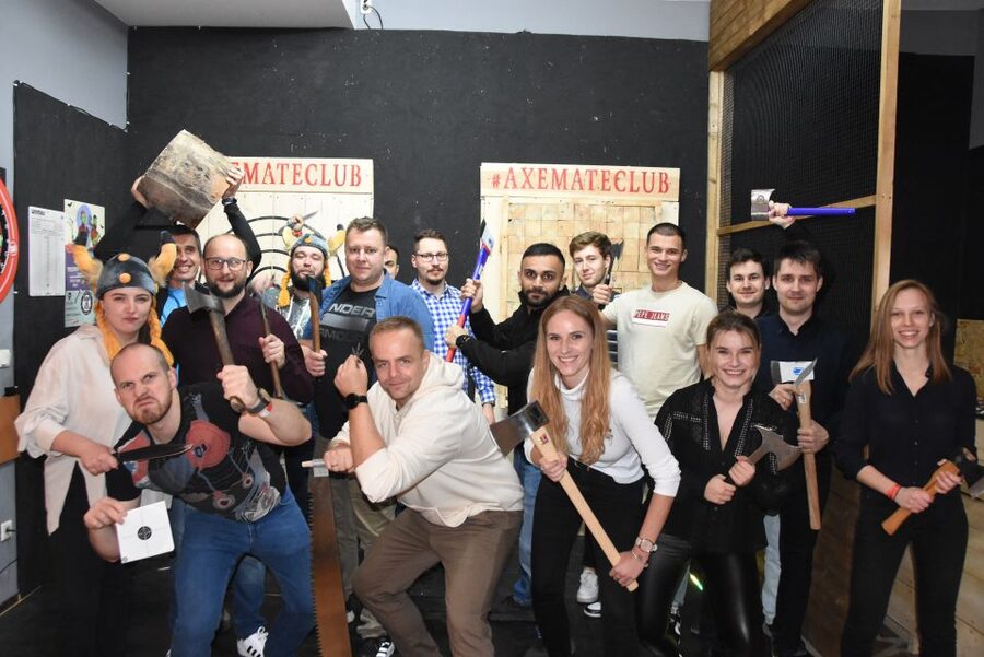 Kraków: Shurikens, Kunais, Knives, Tomahawks, Axes, Shooting - Shuriken and kunai bring the ninja theme to life