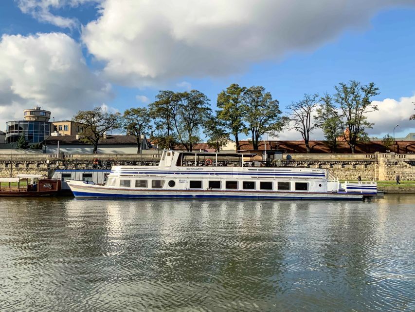 Krakow: Sightseeing Cruise by Vistula River - Why a One-Hour Cruise Works So Well in Krakow