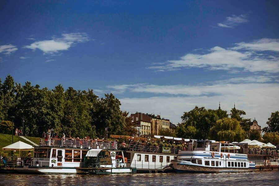 Krakow: Sightseeing Cruise by Vistula River - Norbertines, Dębniki, and the Western Turn