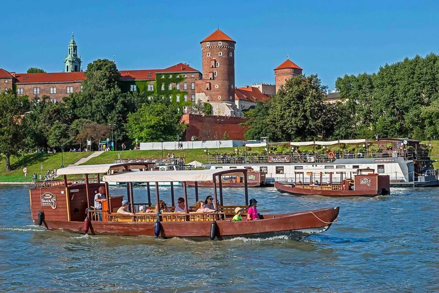 Krakow: Sightseeing Cruise by Vistula River - Manggha Museum and Krakow’s Bridges