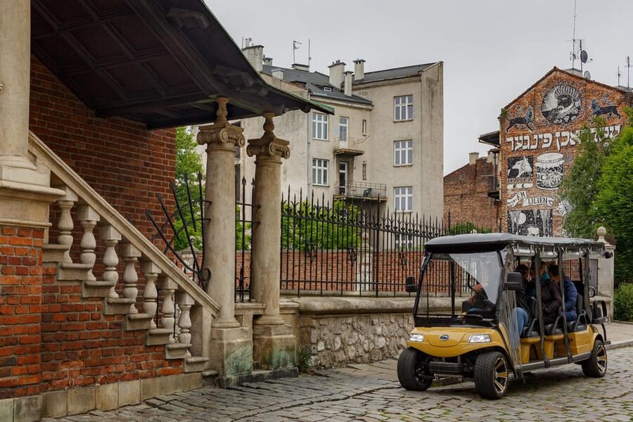 Krakow: Sightseeing Tour by Electric Golf Cart - From Planty Park to medieval Krakow