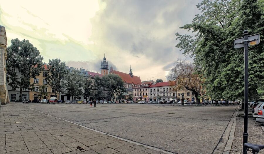 Krakow: Skip-the-line Oskar Schindler’s Museum Private Tour - Adding Kazimierz for a four-hour history walk