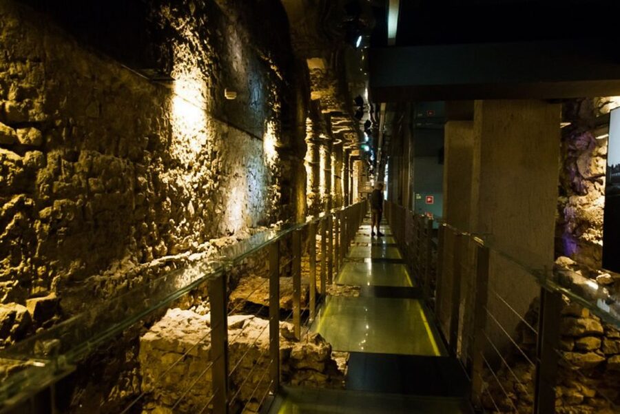 Krakow: Skip-the-Line Rynek Underground Museum Guided Tour - Key points to know before you book