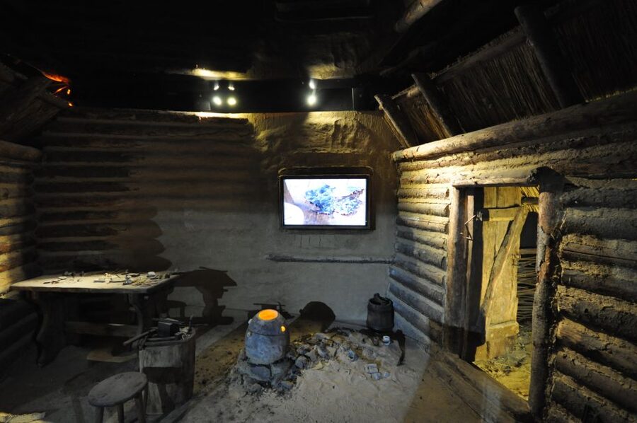 Krakow: Skip the Line Underground Museum and Old Town - Should you book the Underground Museum and Old Town tour?