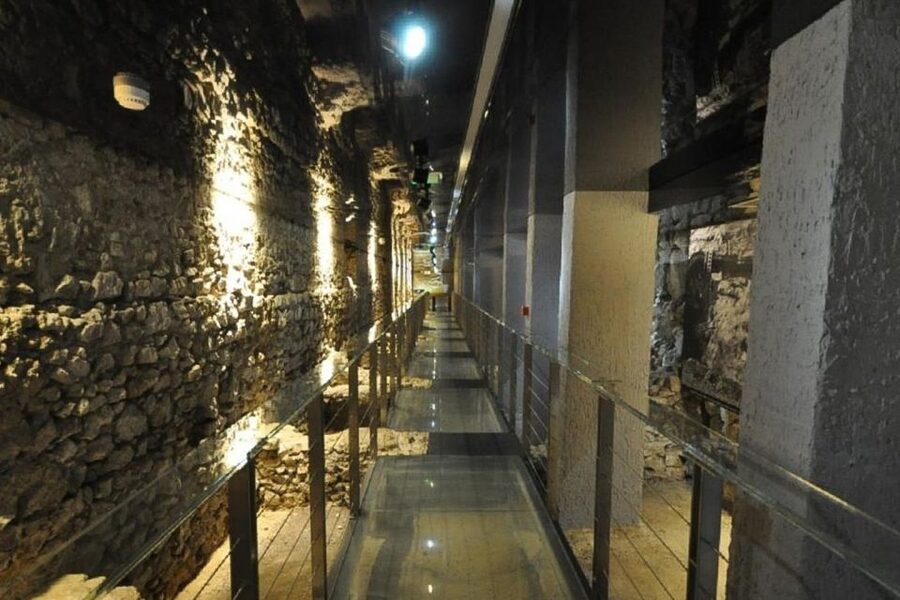 Krakow: Skip the Line Underground Museum Private Guided Tour - Who will enjoy this Krakow tour most?