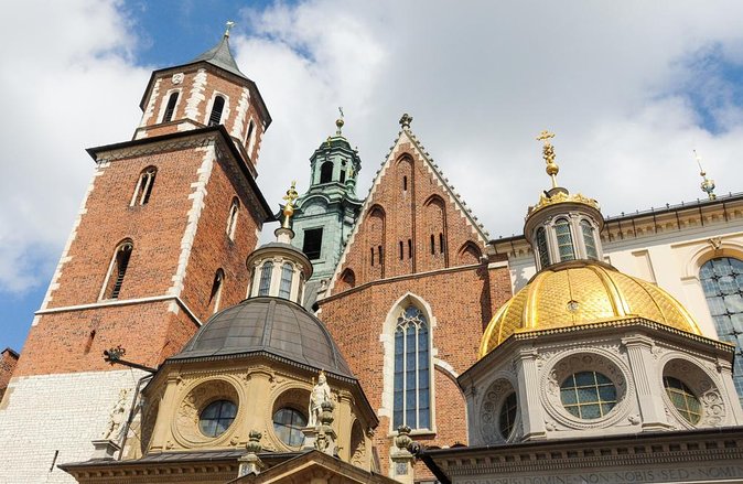 Krakow Skip The Line Wawel Castle and Cathedral Private Tour - Key points at a glance