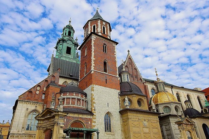 Krakow Skip The Line Wawel Castle and Cathedral Private Tour - Who will enjoy this private visit most?