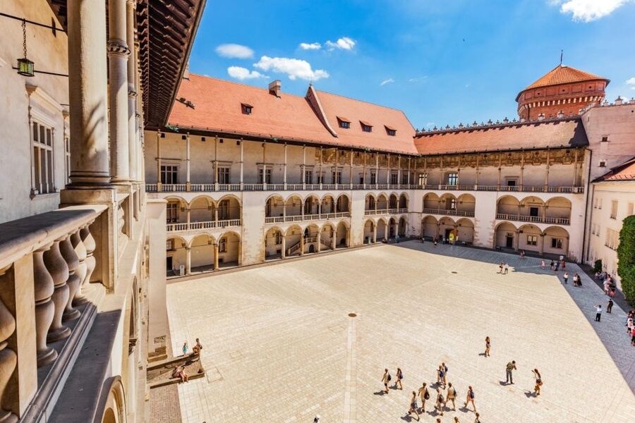 Krakow: Skip-the-Line Wawel Castle and Hill Guided Tour - Why Wawel Hill deserves your first look