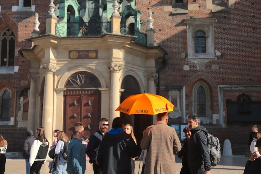 Krakow: The Old Town Walking Tour - What the Guides Do Best