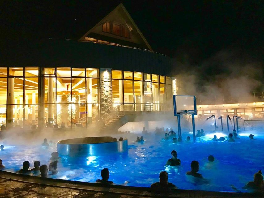 Krakow: Thermal Baths Evening Experience - Three hours of pools, whirlpools, and slides