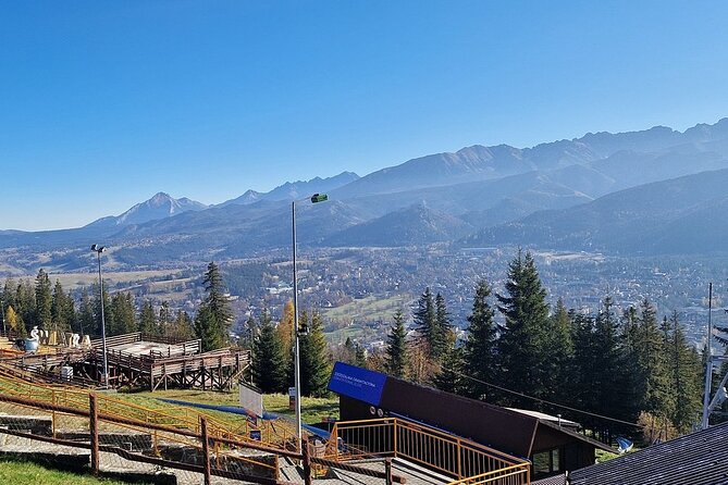 Kraków to Zakopane Private Luxury Tour - Krupówki Street: two hours in Zakopane