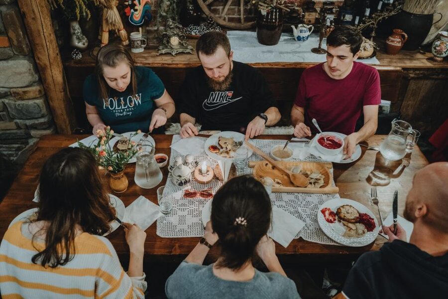 Krakow: Traditional Polish Food and Drinks Tasting Tour - Dessert near Planty Park finishes the route