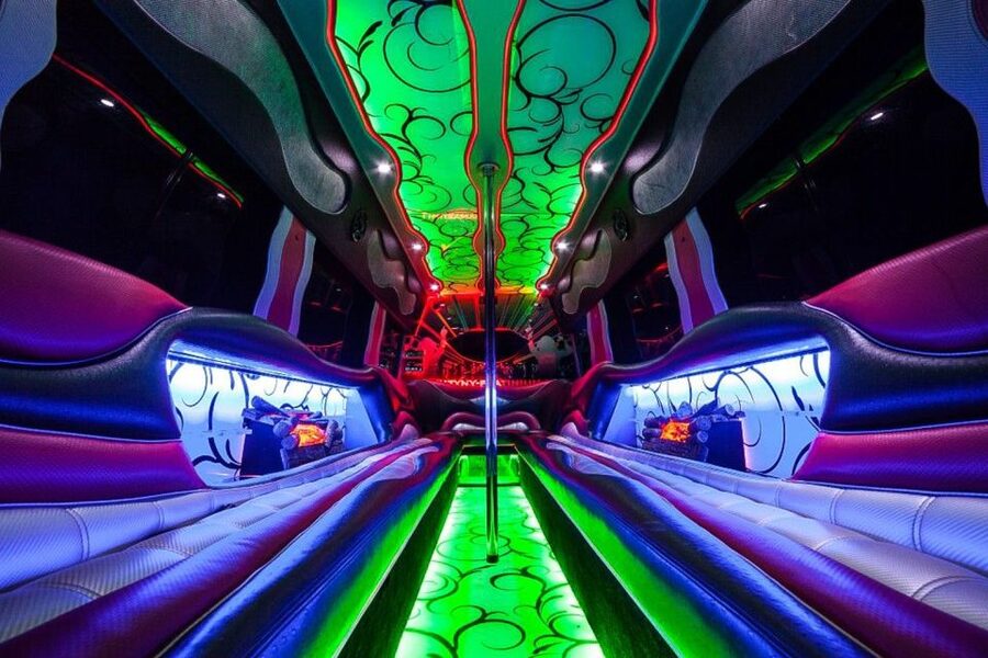 Krakow: VIP Limo Party Tour - What the one-hour limit means