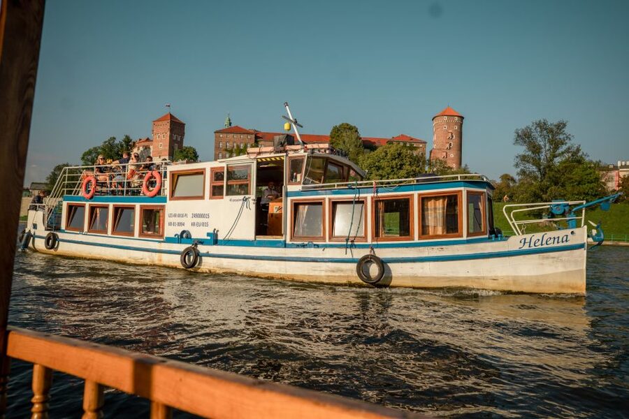 Krakow: Vistula River Sightseeing Cruise ️ - Key points to know before boarding