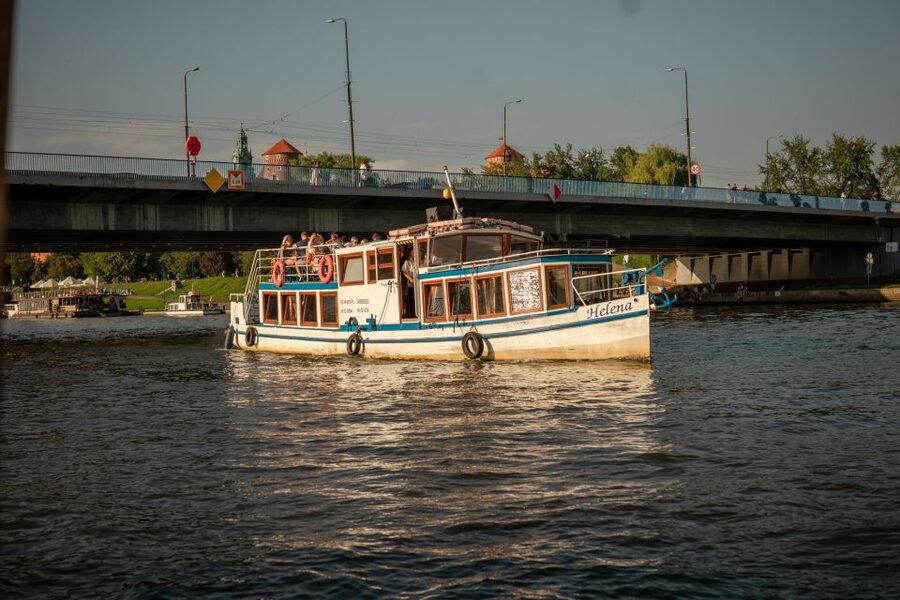 Krakow: Vistula River Sightseeing Cruise ️ - Finding the Kapitan Victor pier near Wawel