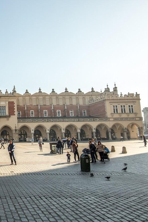 Krakow: Wawel Castle & Cathedral, Old Town & City Basilica - St. Mary’s Basilica and the Veit Stoss Altar