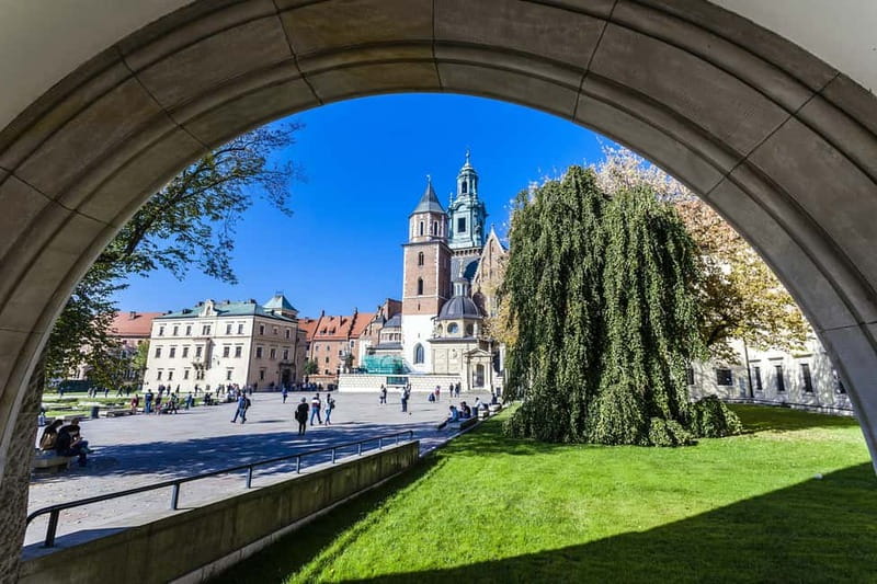 Krakow: Wawel Hill Audioguide Tour - Crown Treasury and Armory: useful context, not included entry