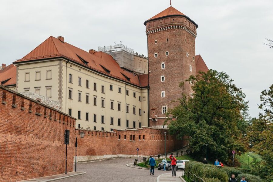Krakow: Wawel Royal Hill with Optional Castle and Cathedral - Key points before you book