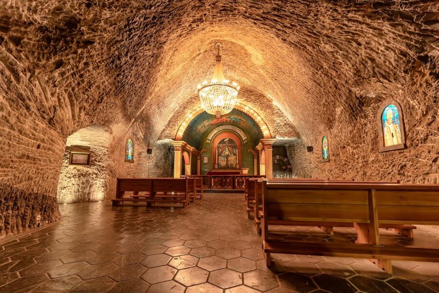 Krakow: Wieliczka Salt Mine Fast-Track Ticket & Guided Tour - What the $33 price really buys you