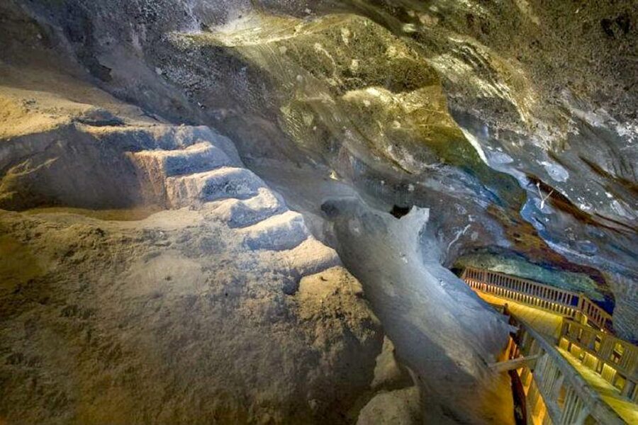 Kraków: Wieliczka Salt Mine Guided Tour with Hotel Pickup - Who will enjoy this visit most