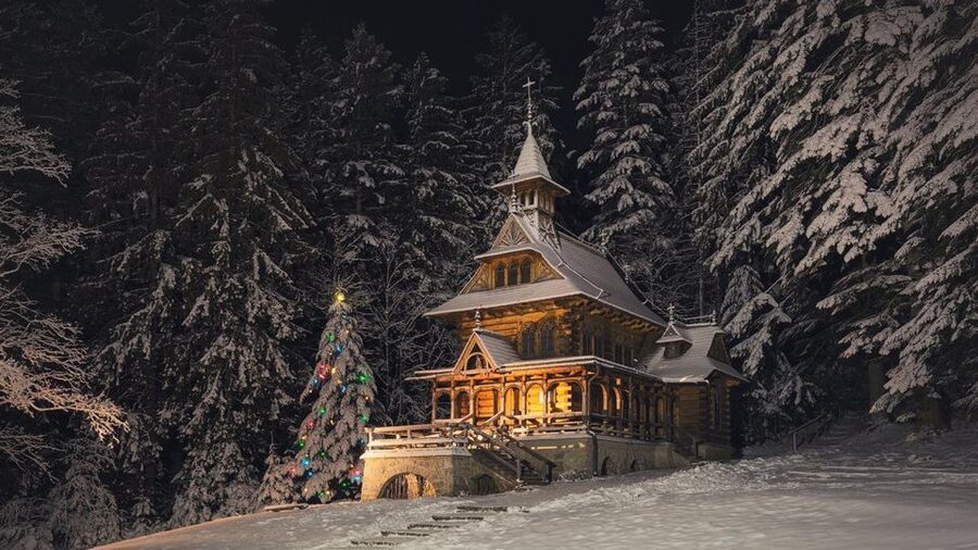 Krakow: Zakopane Tatra Mountains, Cable Car, Local Tasting - Jaszczurowka Chapel and the Great Ski Jump