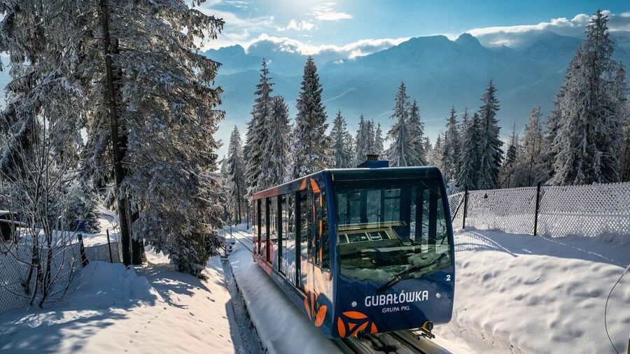 Krakow: Zakopane, Thermal Springs, Cable Car, Local Tasting - Oscypek, the shepherd’s hut, and a small vodka tasting