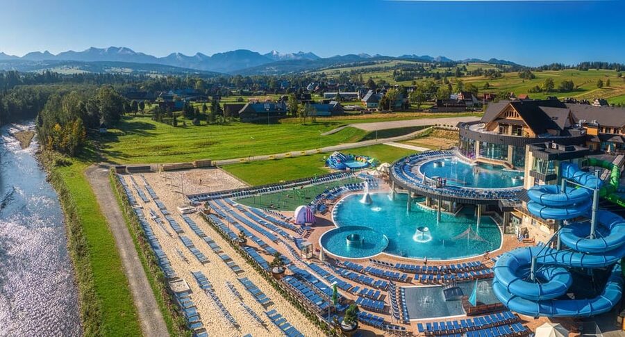 Krakow: Zakopane, Thermal Springs, Cable Car, Local Tasting - Two and a half hours at Chocholow Thermal Baths