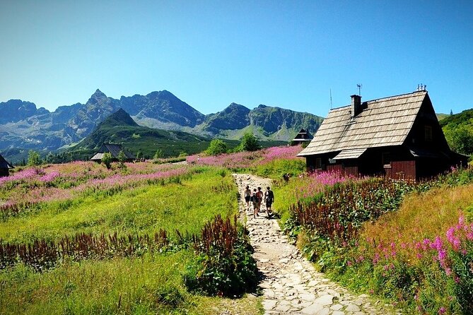 Krakow: Zakopane with Thermal Baths, Cable Car & Hotel Pickup - Krupówki Street and Zakopane’s resort atmosphere