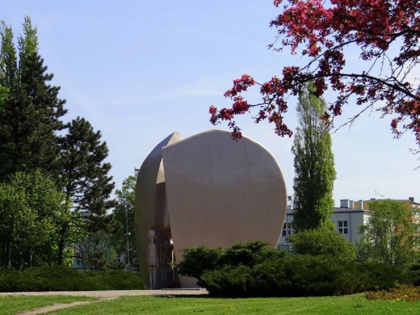 Lodz: Jewish Heritage Private Tour - Radegast Station and the Litzmannstadt ghetto