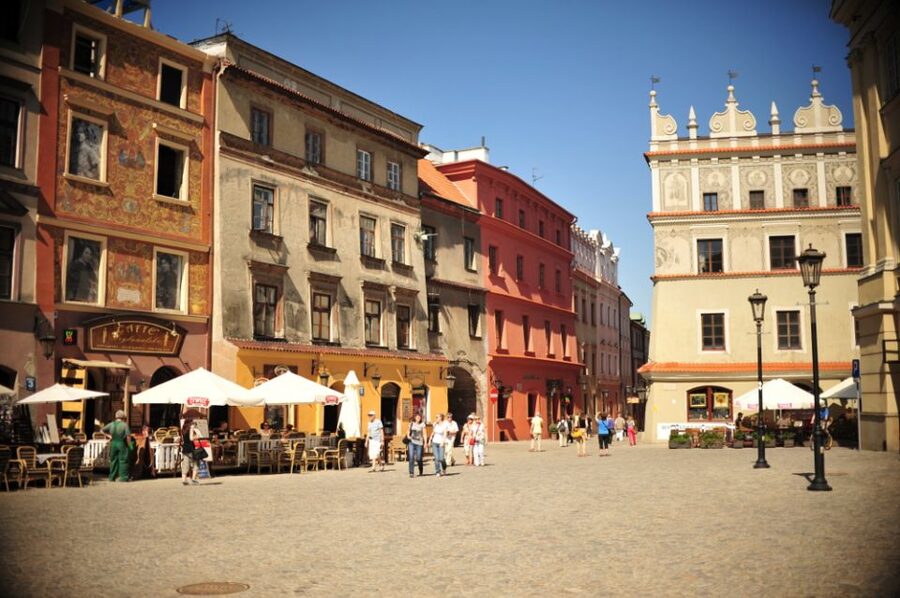 Lublin & Majdanek Small-Group Tour from Warsaw with Lunch - Two hours in Lublin’s Old Town