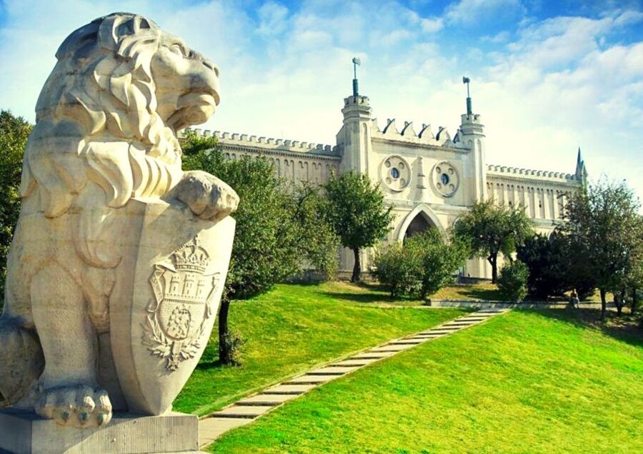 Lublin & Majdanek Small-Group Tour from Warsaw with Lunch - Who will get the most from this tour?