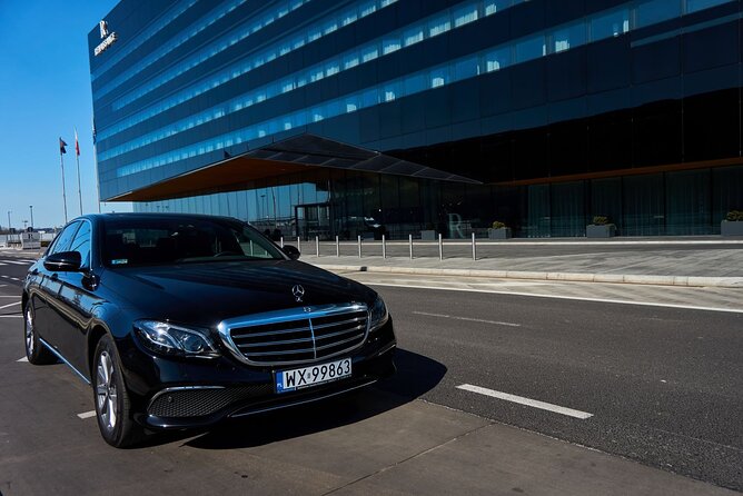 Luxury Warsaw Chopin Airport Transfer by private Limousine - The Mercedes Ride Into Warsaw