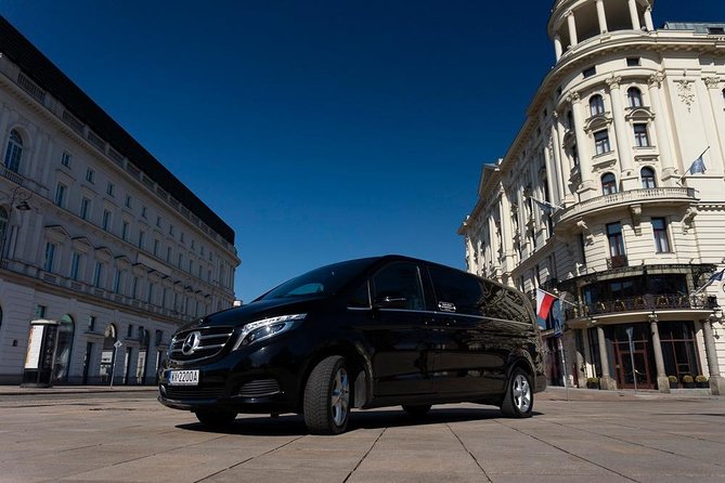 Luxury Warsaw Chopin Airport Transfer by private Minivan car - Booking details worth getting right