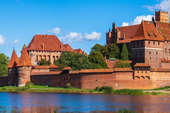Malbork Castle regular tour - Pickup in Gdansk and the morning departure