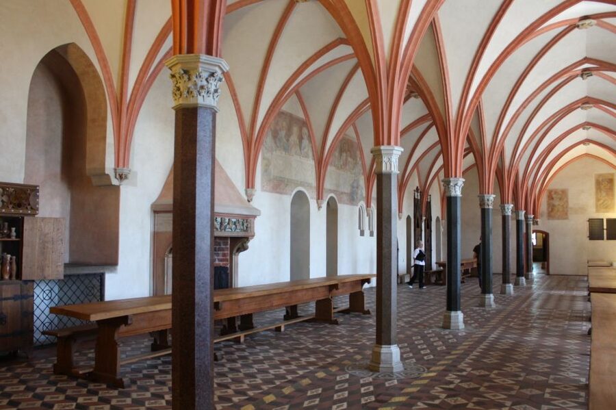 Malbork Castle Tour: 6-Hour Private Tour - Towers, armor, and the physical work of touring