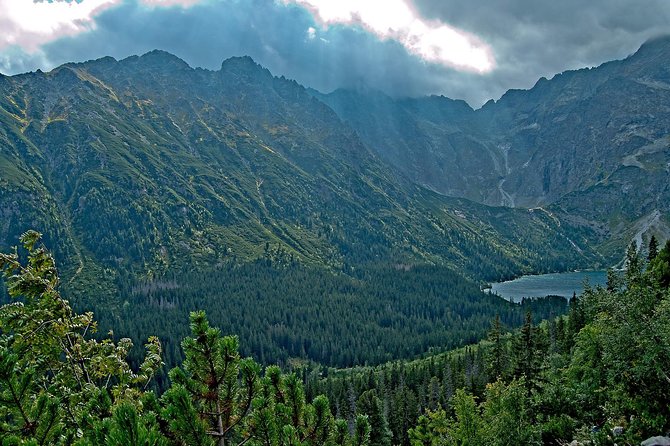 Morskie Oko - private tour from Krakow - Guide commentary and group comfort