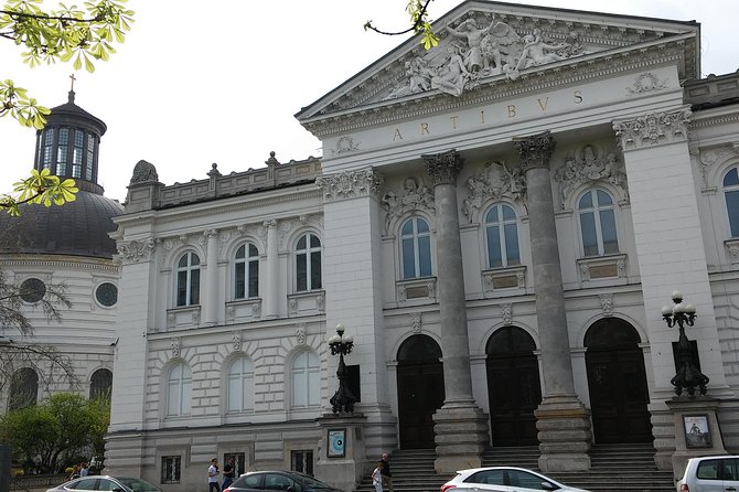 Multi-ethnic Warsaw - guided walk through the old town - Saxon Gardens: urban development in a green setting