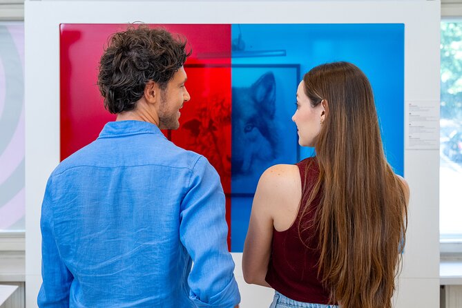 Museum of illusions Entry Ticket - Starting your visit with staff help